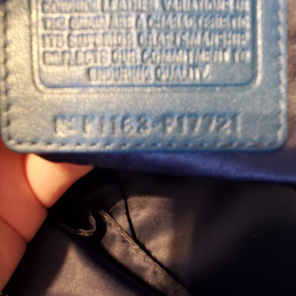 EUC Coach East West Leather Tote - Picture 3 of 10